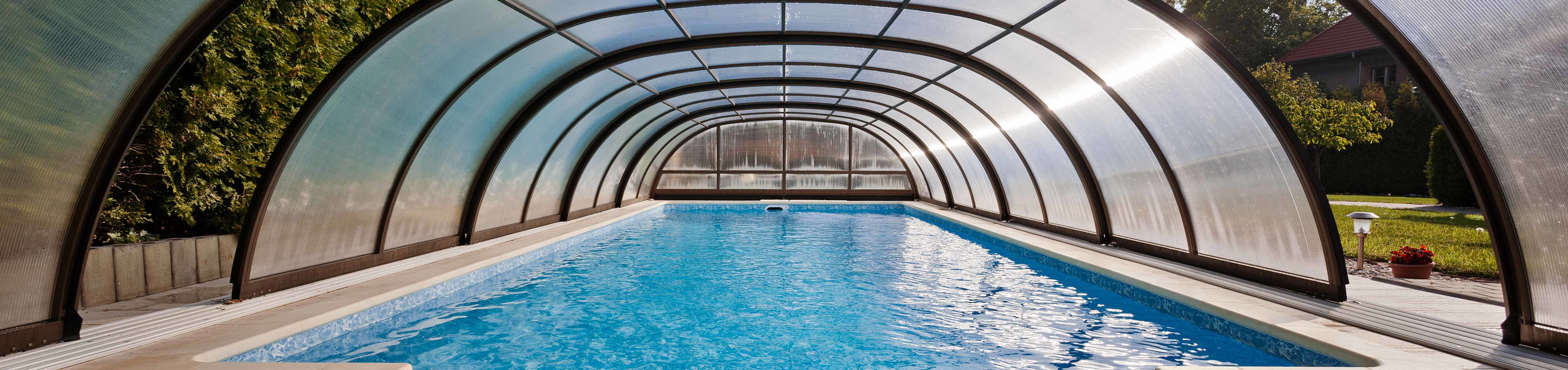 Tropea NEO™ Mid-Level Retractable Pool Enclosure